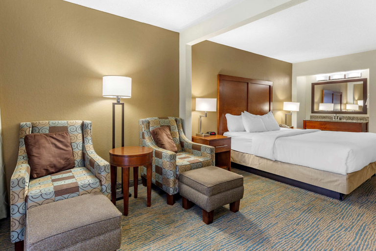 Bedroom 4, The Inn at Apple Valley, an Ascend Collection Hotel, Sevier
