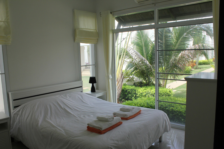 Bedroom 3, Talay Tara Resort, K. Sam Roi Yot