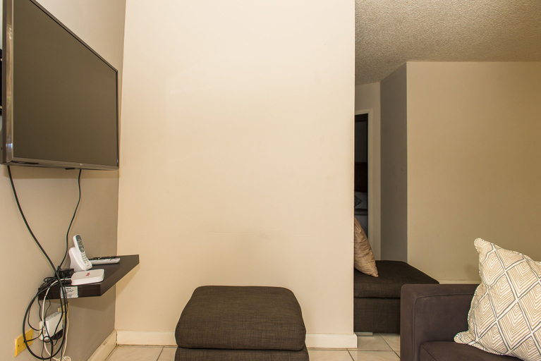 Others 5, Kingston Most Centrally Located Two Bdrm