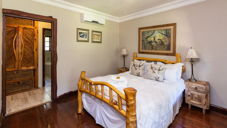 Bedroom 3, Kangelani Lodge, eThekwini