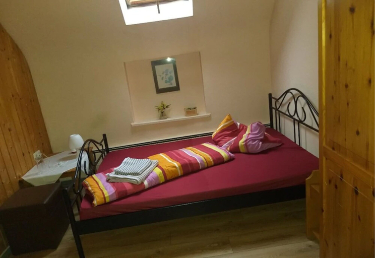 Bedroom 4, Pension Hotel Ochsen, Enzkreis