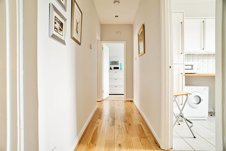 Others 5, JOIVY Bright Royal Mile Apartment, Edinburgh