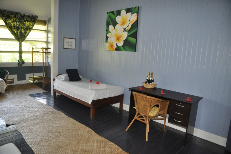 Bedroom 4, The Samoan Outrigger Hotel, Vaimauga West