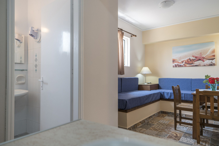 Bedroom 3, Byron Apartments, South Aegean