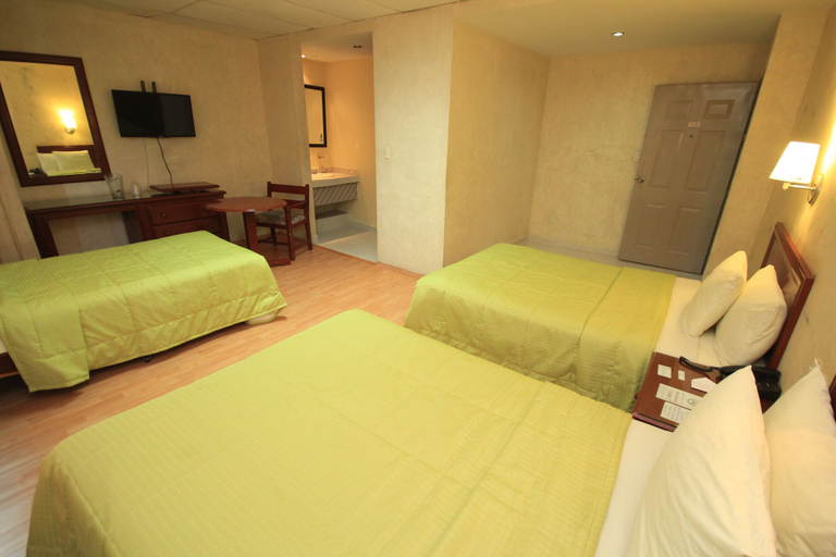 Bedroom 3, Enterprise Inn Plaza, León