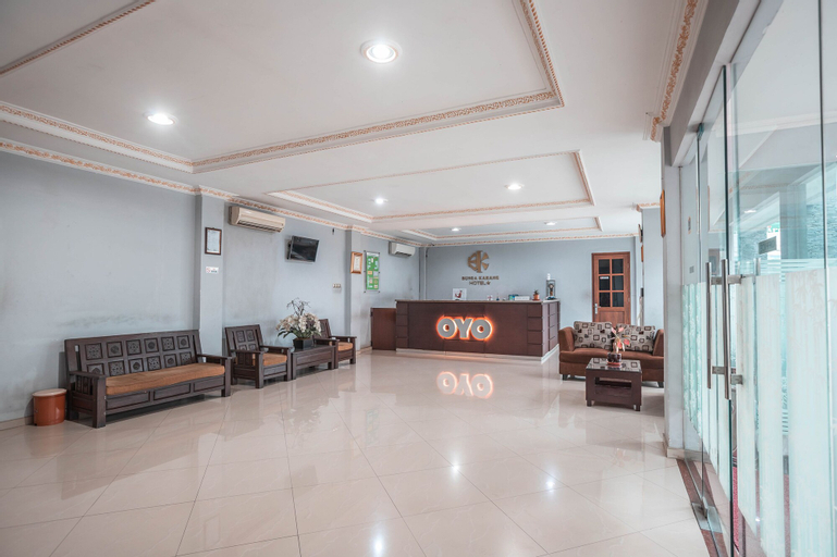 Public Area 3, OYO 686 Bunga Karang Hotel, Bekasi