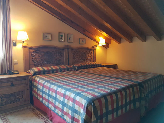 Bedroom 3, Hotel Garabatos, Ávila