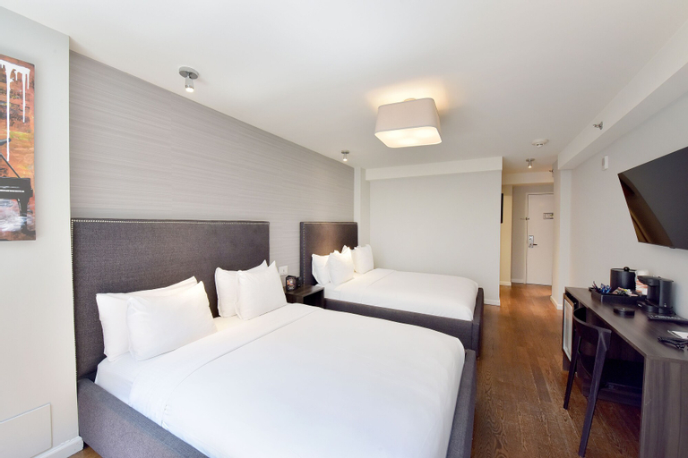 Bedroom 29