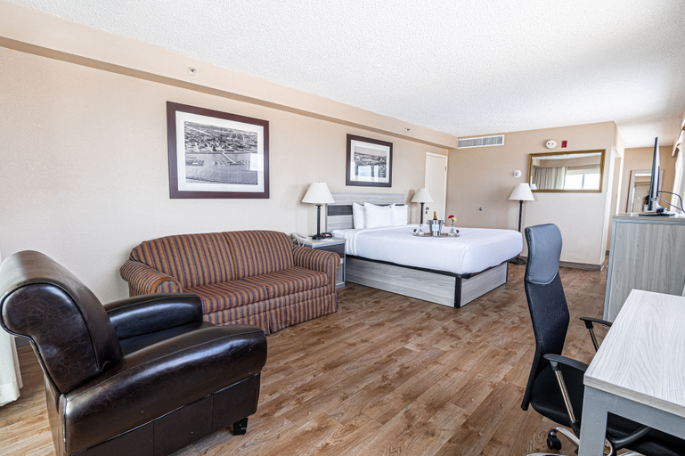 Bedroom 3, Emerald Beach Hotel, Nueces