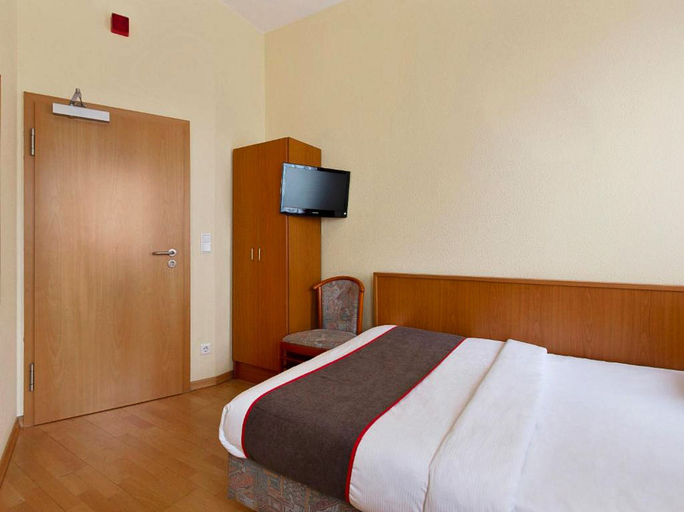 Bedroom 3, Hotel Bohemia, Berlin
