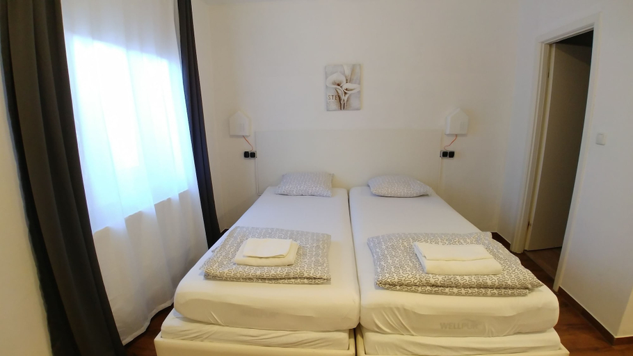Bedroom 2, Rooms Villa Antunovac, Zagreb