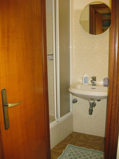 Bathroom 4, Camere La Torre, La Spezia