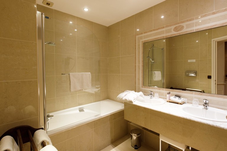 Bedroom 4, Hotel & Spa Le Grand Monarque, Best Western Premier Collection, Eure-et-Loir