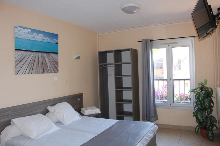 Bedroom 4, Les Voiles d'Azur, Var