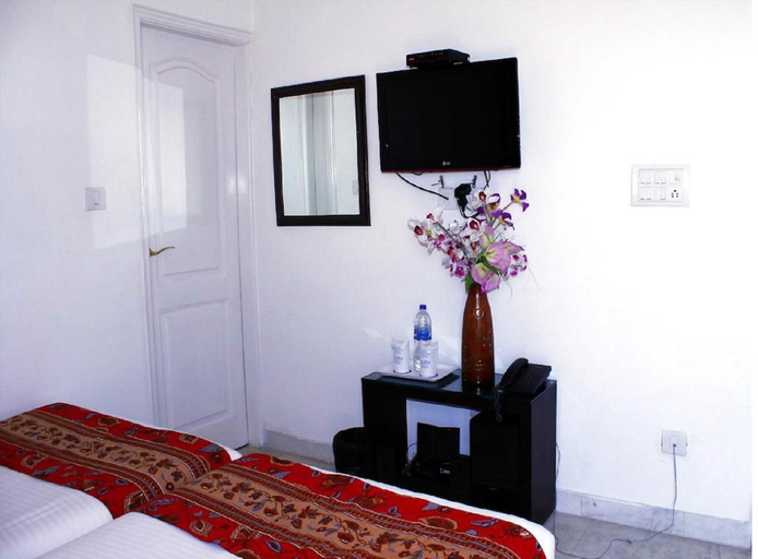 Bedroom 3, Mehra Residency at the Airport, Delhi