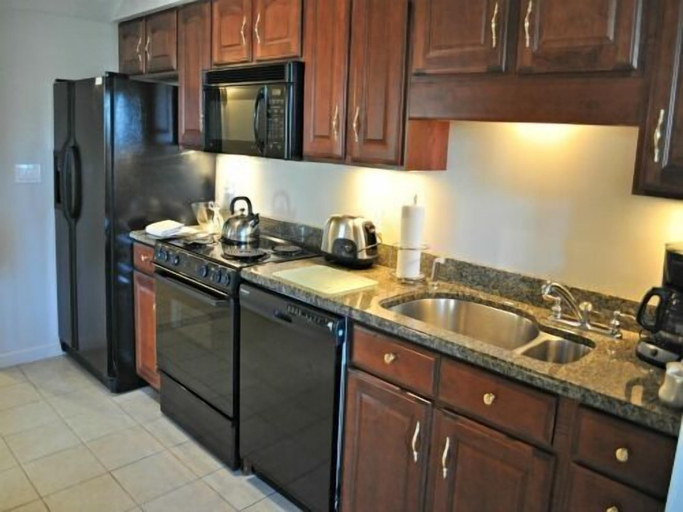 Others 4, Luxury Mountain Getaways, Carroll