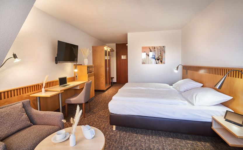 Bedroom 3, Park Hotel Numbrecht, Oberbergischer Kreis