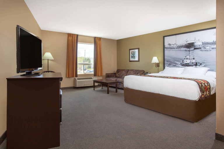 Bedroom 3, Super 8 by Wyndham Midland, Simcoe