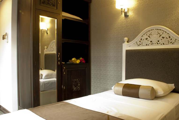 Bedroom 26