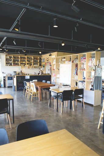 Food & Drinks 4, Tilda House, Jeju