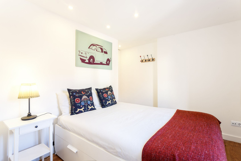 Bedroom 2, Paz Downtown Apartment #3, Loures