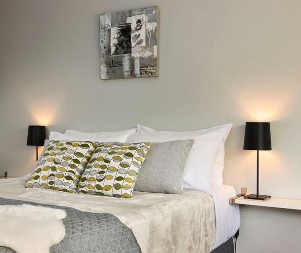 Bedroom 3, Birches Serviced Apartments, Melbourne