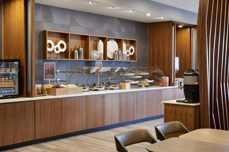 Food & Drinks 5, Springhill Suites Grand Rapids West, Kent