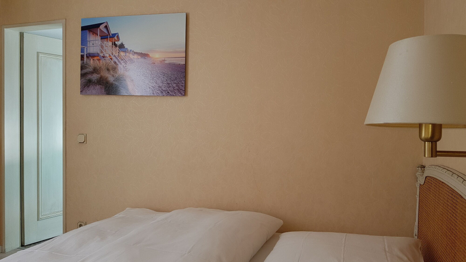 Bedroom 2, Wald-Hotel, Rhein-Sieg-Kreis