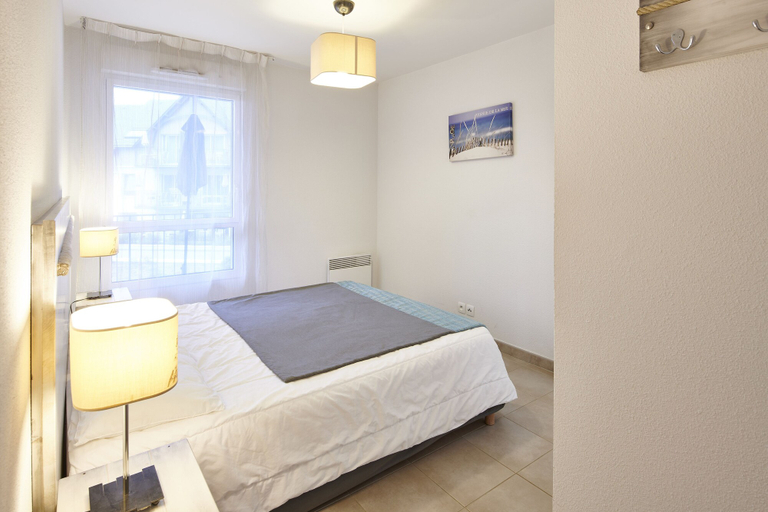 Bedroom 3, Résidence Vacances Bleues les Jardins d'Arvor, Finistère