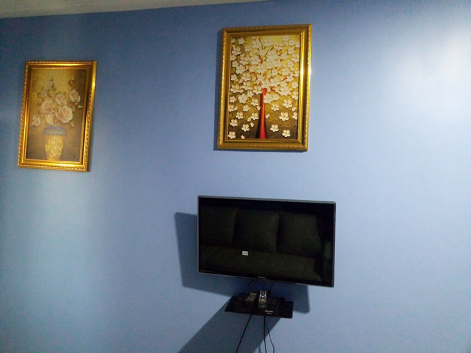 Others 5, Tropical Nectar Apartment, Tema