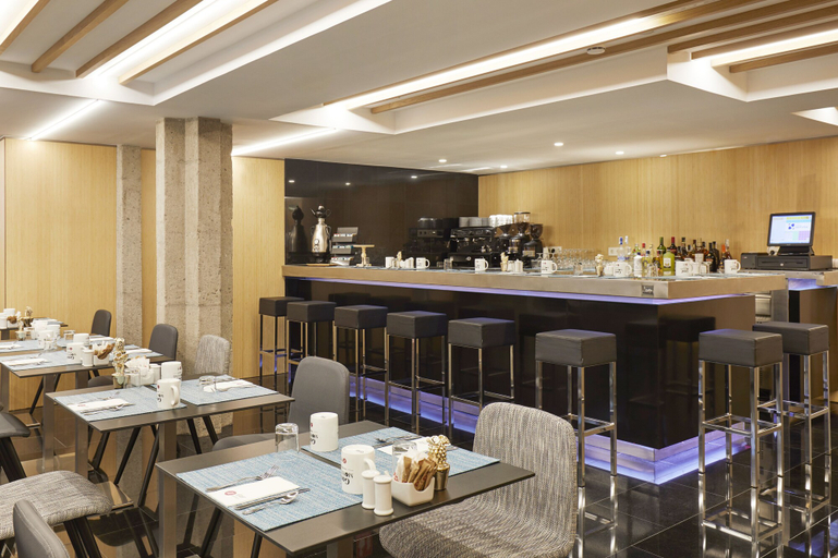 Food & Drinks 5, Dorma Plaza Catalunya, Barcelona
