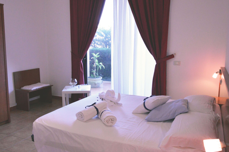 Bedroom 3, Desusino Residence & Hotel, Caltanissetta