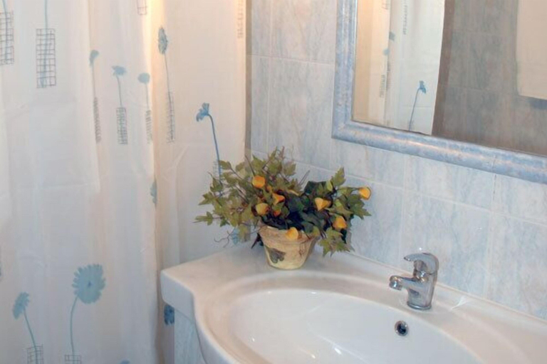Bathroom, Veria Hotel, Central Macedonia