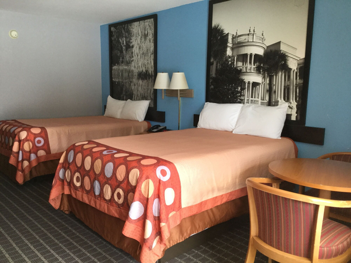 Bedroom 3, Super 8 by Wyndham Walterboro, Colleton