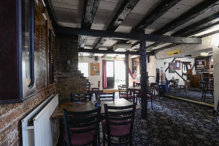 Food & Drinks 4, The White Hart Inn, London