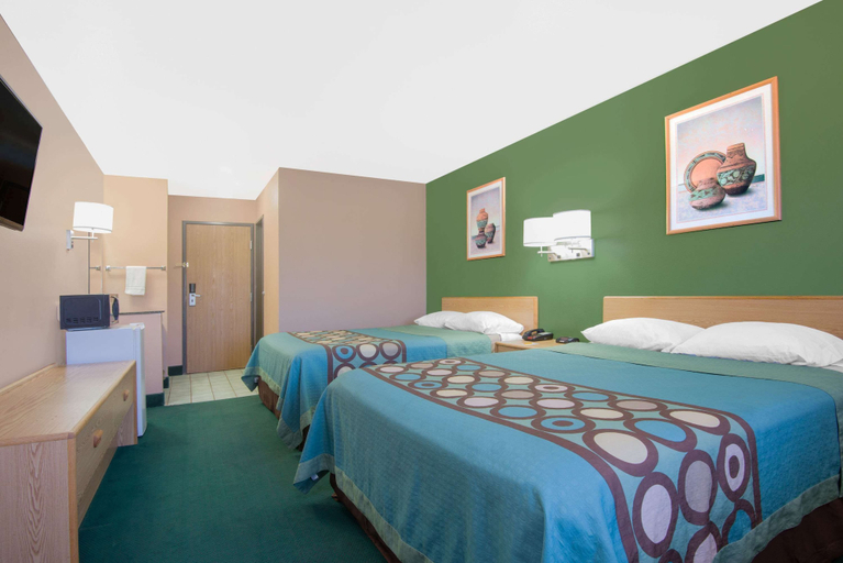 Bedroom 3, Super 8 by Wyndham Fort Sumner, Debaca