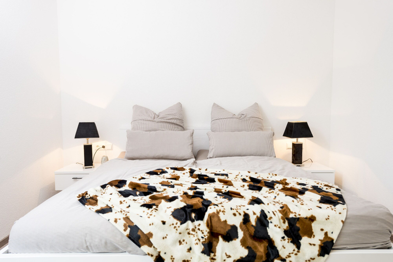 Bedroom 3, Postsattler City Apartments, Zollernalbkreis