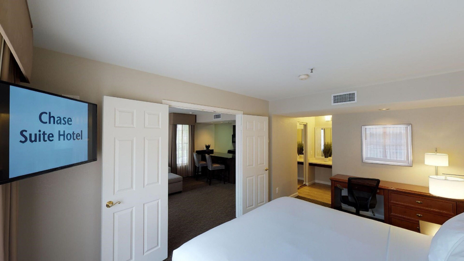 Bedroom 4, Chase Suites Hotel Brea-Fullerton, Orange