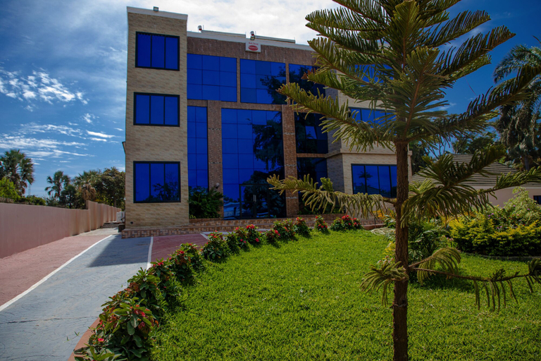 Exterior & Views 2, Metzy Residence Hotel, Kanifing