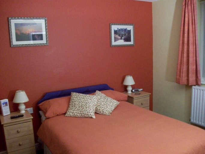 Bedroom 2, Thornton Hunt Inn, North Lincolnshire