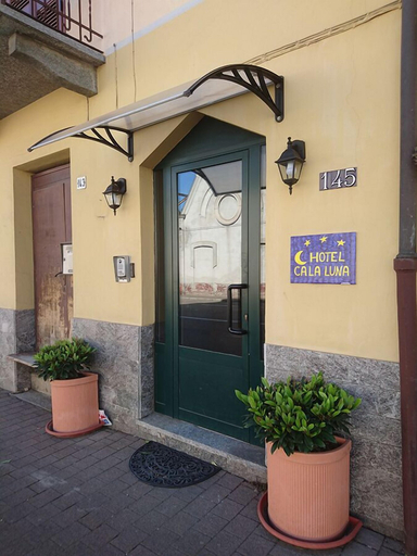 Exterior & Views 2, Hotel Calaluna, Biella