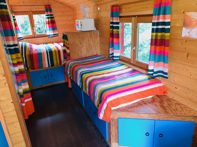 Bedroom 2, Le Mas Pinède, Var