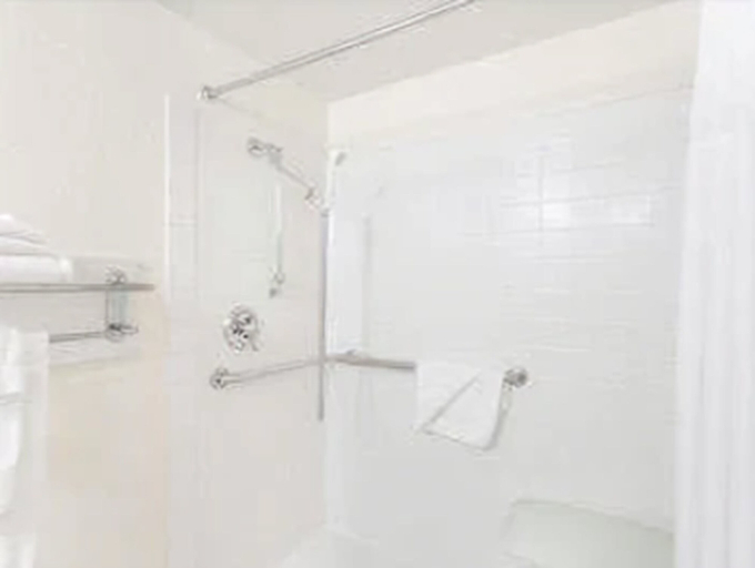 Bathroom 4, Days Inn by Wyndham San Marcos, San Diego