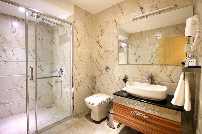 Bathroom 4, Best Western Ashoka, Hyderabad