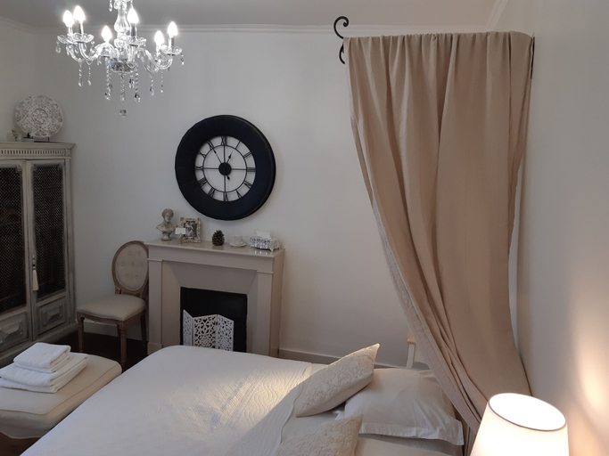 Bedroom 5, Le 1900, Ille-et-Vilaine