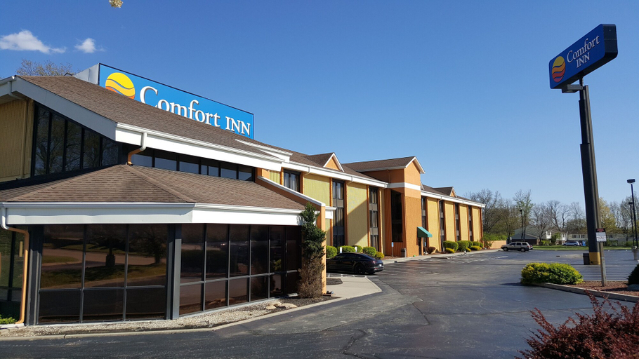 Exterior & Views 2, Comfort Inn Cincinnati Northeast, Hamilton