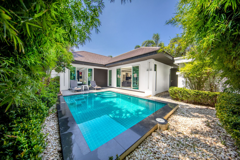 Sport & Beauty 3, Colibri Pool Villa Pattaya, Pattaya