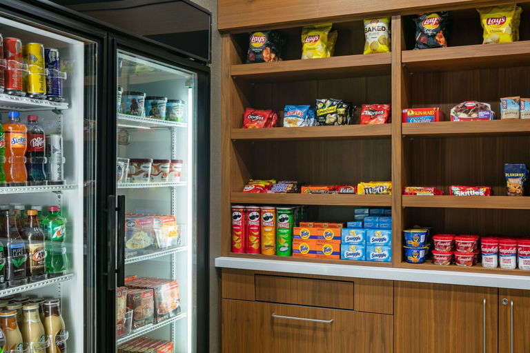 Food & Drinks 5, SpringHill Suites by Marriott Cheyenne, Laramie
