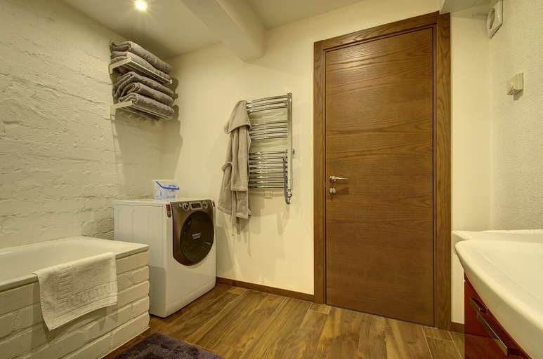 Bathroom 4, Loft 66&65 Panoramic View, Vilniaus