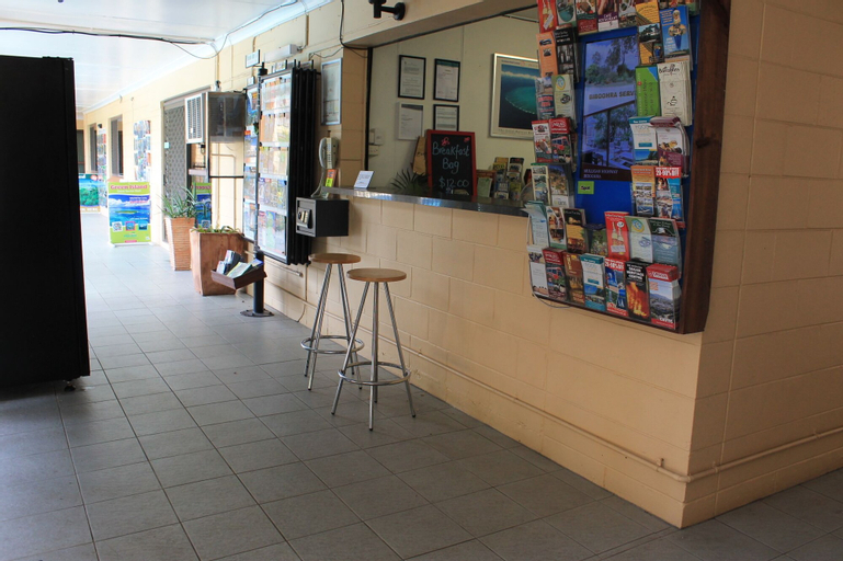 Public Area, Oasis Inn Cairns, Cairns